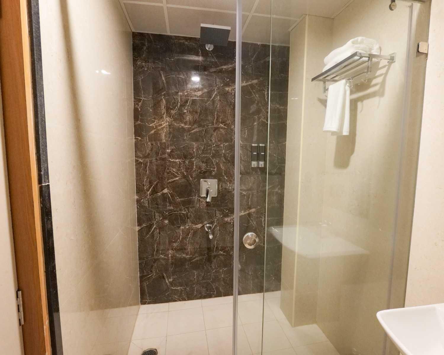 Hotel Sterling Plaza- Bangalore International Airport Dod Jala Екстериор снимка