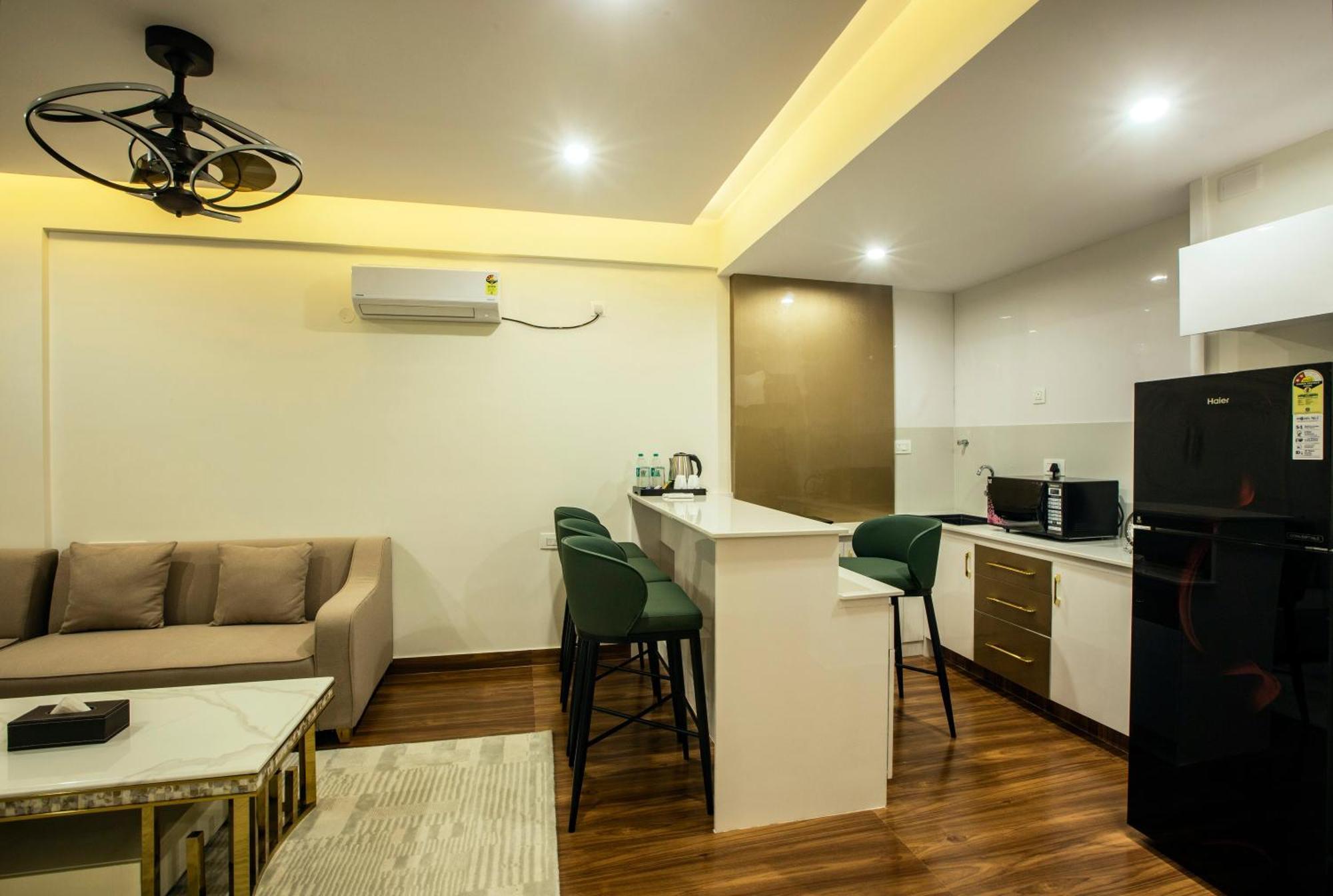 Hotel Sterling Plaza- Bangalore International Airport Dod Jala Екстериор снимка